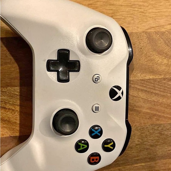 Xbox Controller - Picture 1 of 1